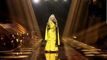 Christina Aguilera llama a creer en uno mismo