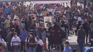 Cientos de feligreses y peregrinos llegan a la Basílica de Guadalupe
