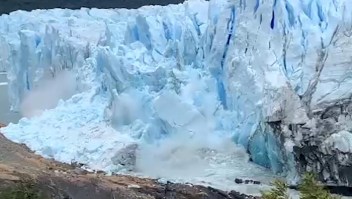 Espectacular desprendimiento del glaciar Perito Moreno