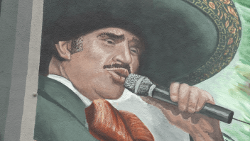 El mural que le rinde tributo a Vicente Fernández en Los Ángeles