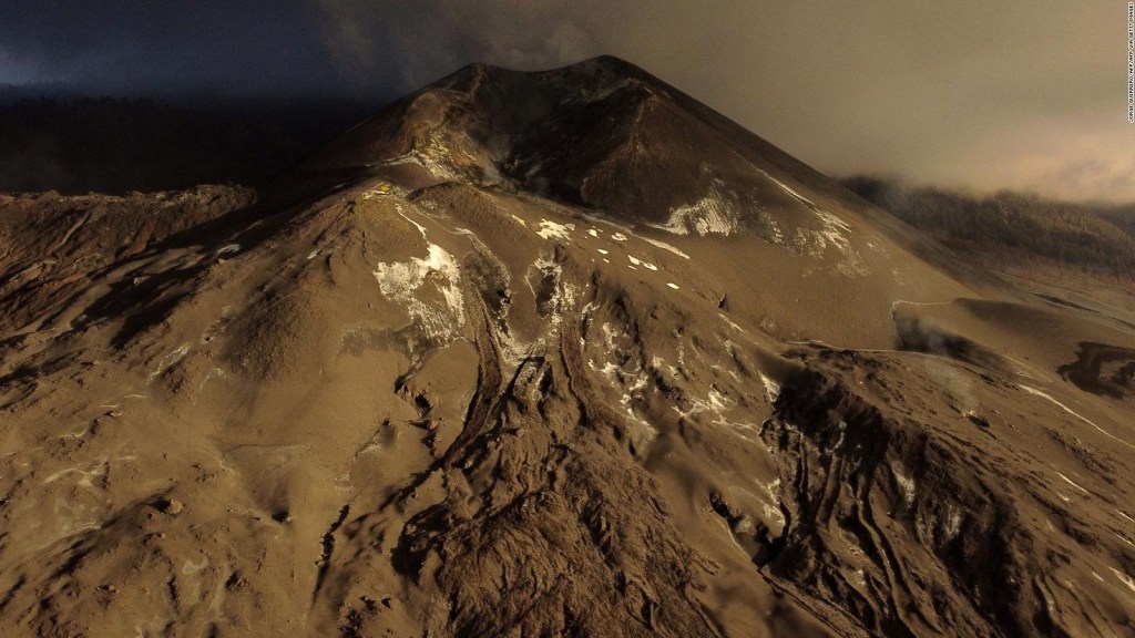 ¿Qué hay detrás del silencio del volcán en La Palma?