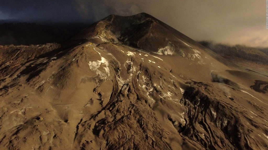 Encuentran centros eruptivos desde el aire en La Palma