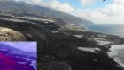 Mira las playas negras que deja la lava del volcán en La Palma