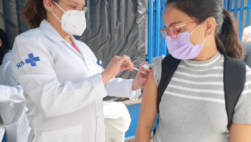 La población de Sao Paulo se vacuna en masa contra el covid-19