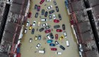 Cementerio de autos bajo el agua en Malasia