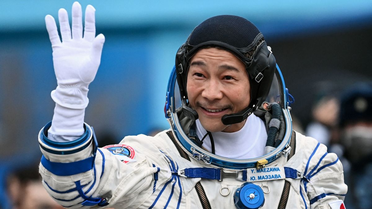 El multimillonario japonés Yusaku Maezawa viaja al espacio