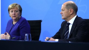 Merkel y Scholz anunciaron las nuevas medidas en Alemania