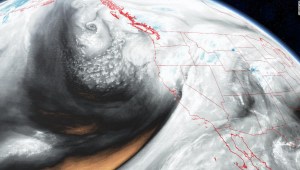 Se esperan fuertes tormentas de lluvia y nieve en California