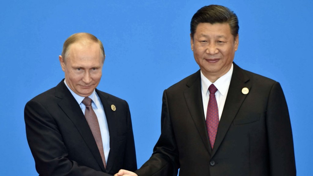 Rusia y China estrechan lazos en cumbre virtual 