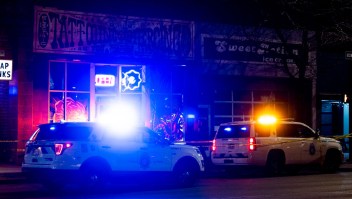 Investigan tiroteos en área de Denver que dejaron al menos 5 muertos
