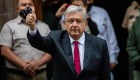 Activista de DD.HH. dice que López Obrador los traicionó