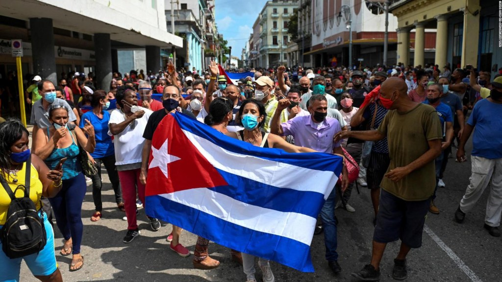 They ask diplomats to witness what is happening in Cuba