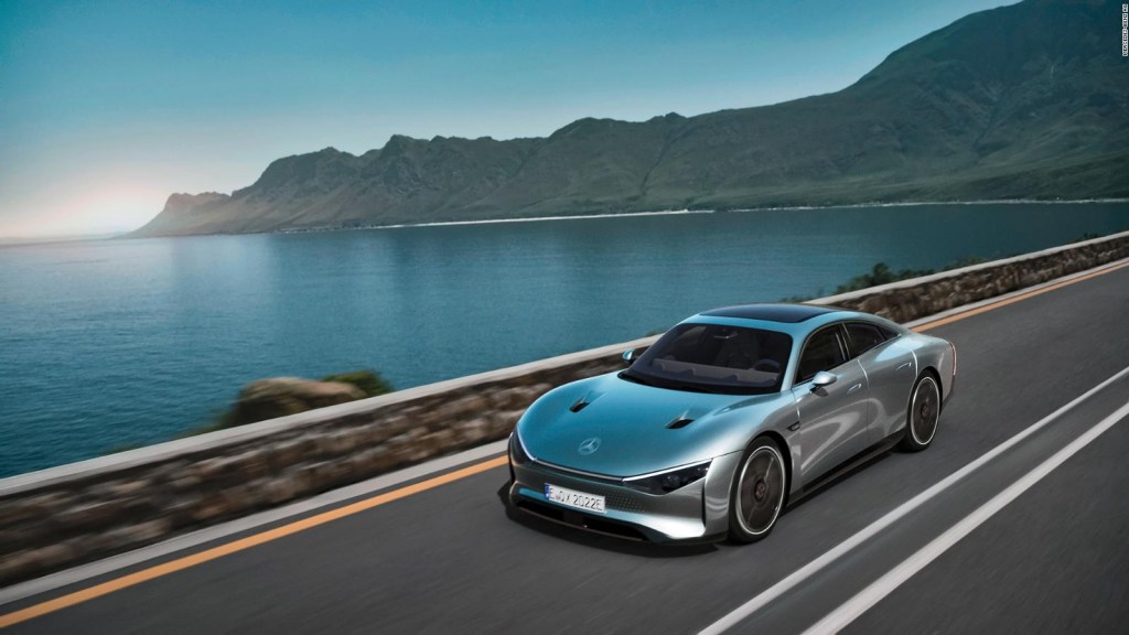 Mercedes presenta auto eléctrico con asientos de hongo