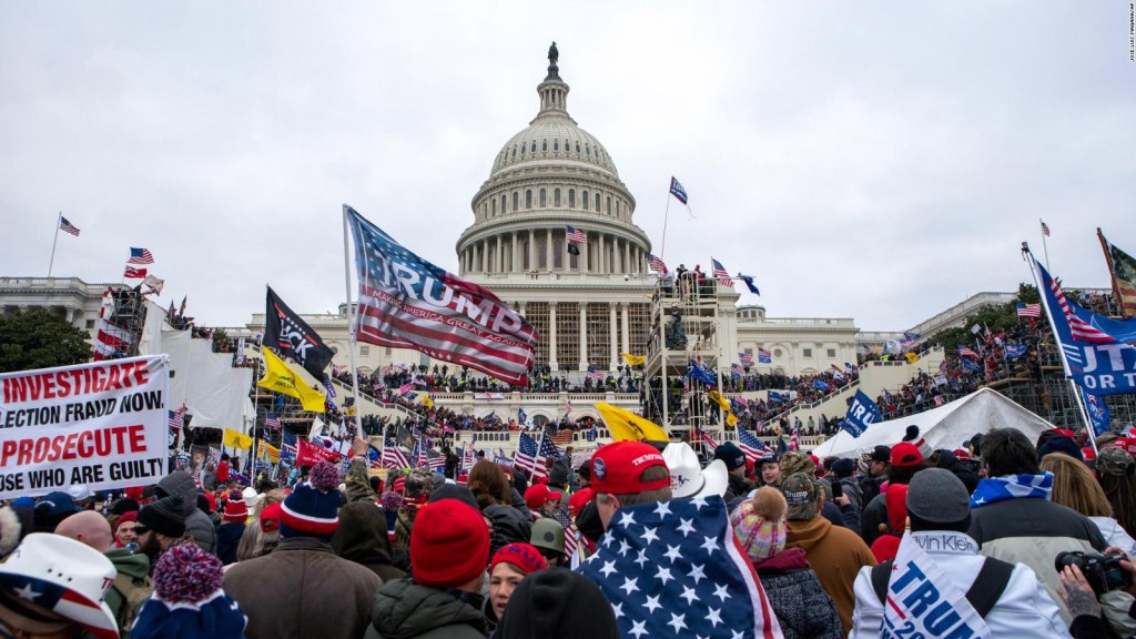 Seguidores de Trump ahora niegan el asalto al Capitolio