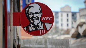 KFC lanza nuggets de pollo frito a base de plantas