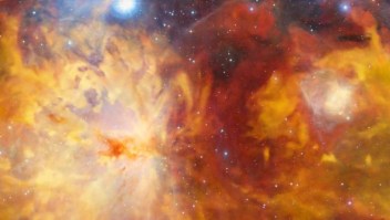 Nebulosa de la Flama deja ver ardientes nubes gigantes