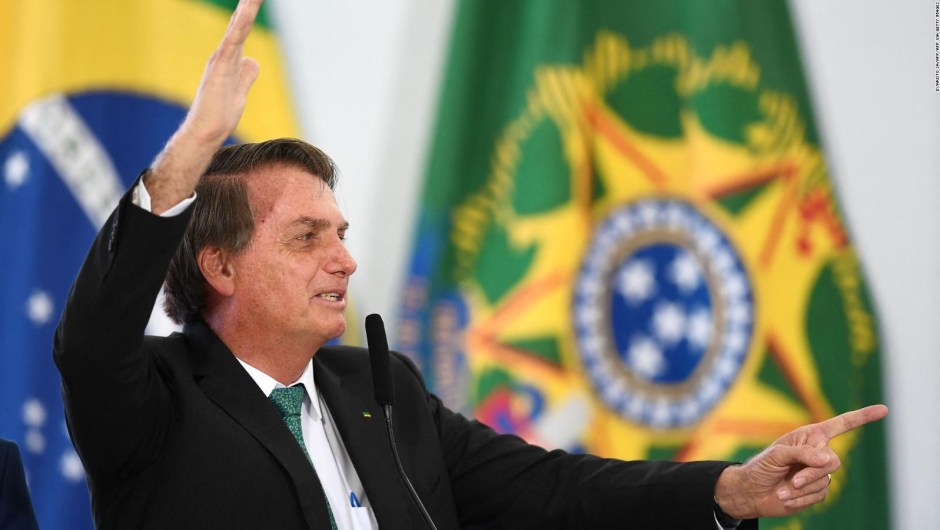 Bolsonaro minimiza la variante ómicron