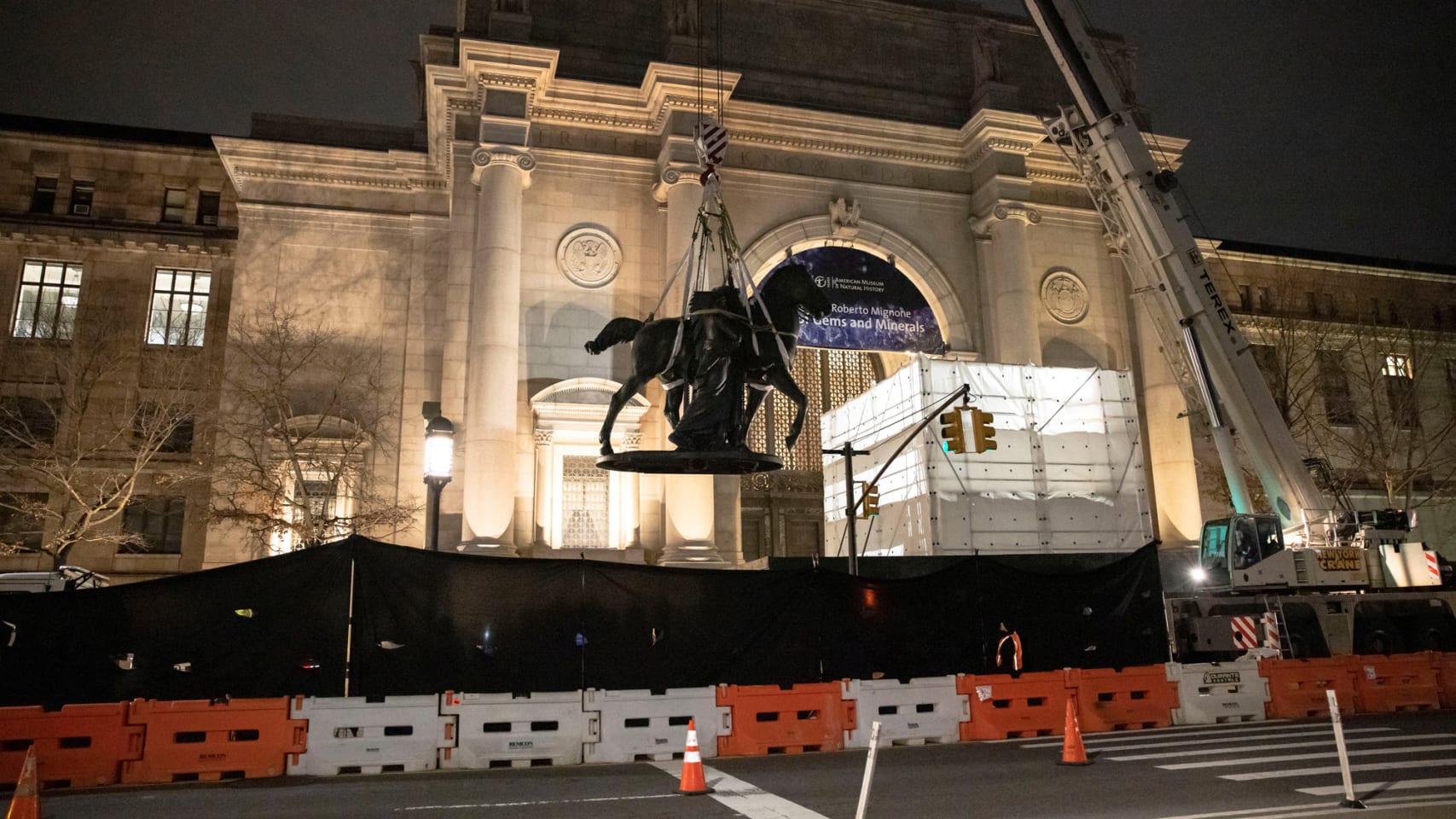 The Roosevelt statue was removed from the New York Museum after the controversy