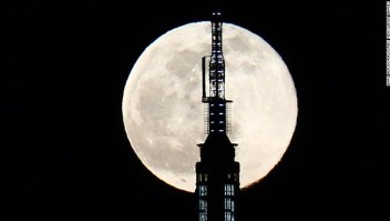 La luna de lobo alcanzará su punto máximo en el cielo durante la noche del lunes 17 de enero.