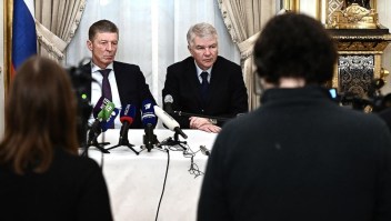 Representantes de Ucrania y Rusia mantuvieron una larga reunión en París