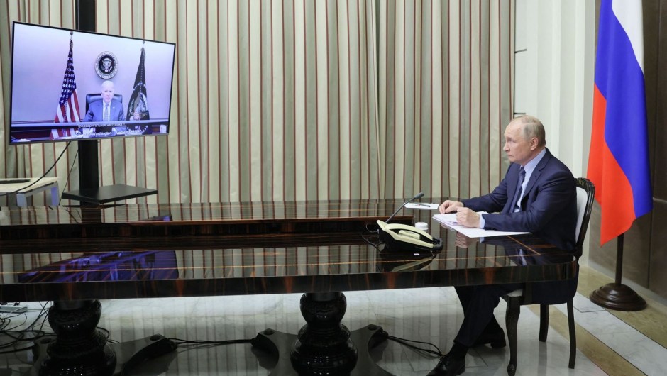 Reunión virtual de Biden con Putin
