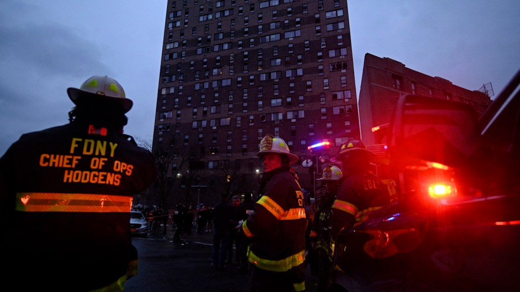 New York building's deadly fire broke rules, say firefighters cafe