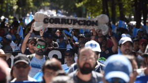 Corrupción en América Latina: ¿Cuáles son los países mejor y peor calificados, según Transparencia Internacional?