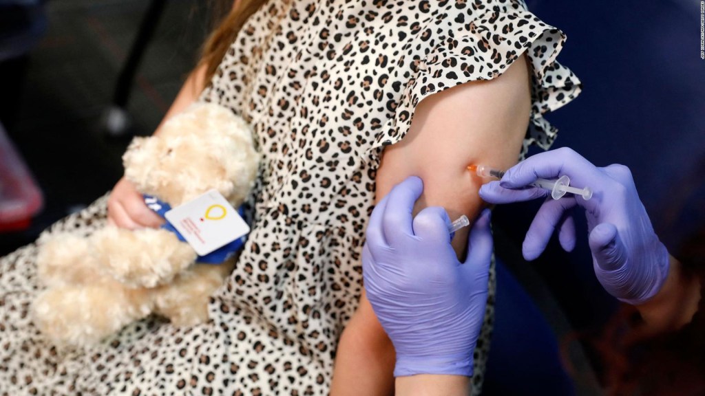 Doctor espera que en marzo se puedan vacunar a menores de 5 años