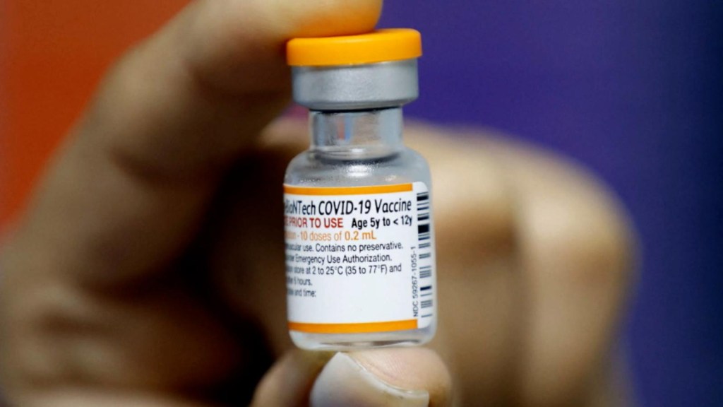 Pfizer avanza con vacuna covid para menores de 5 años