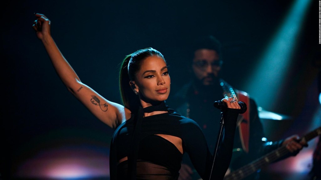 Singer Anitta shared her prediction of who would win Super Bowl LVI