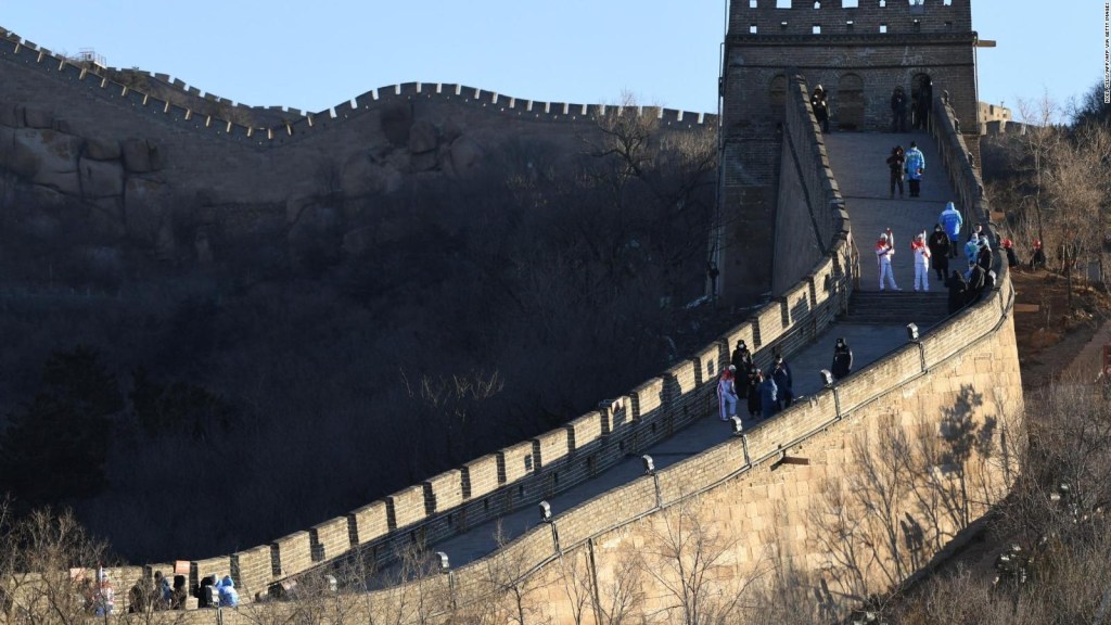 Beijing 2022: la llama olímpica llegó a la Gran Muralla China