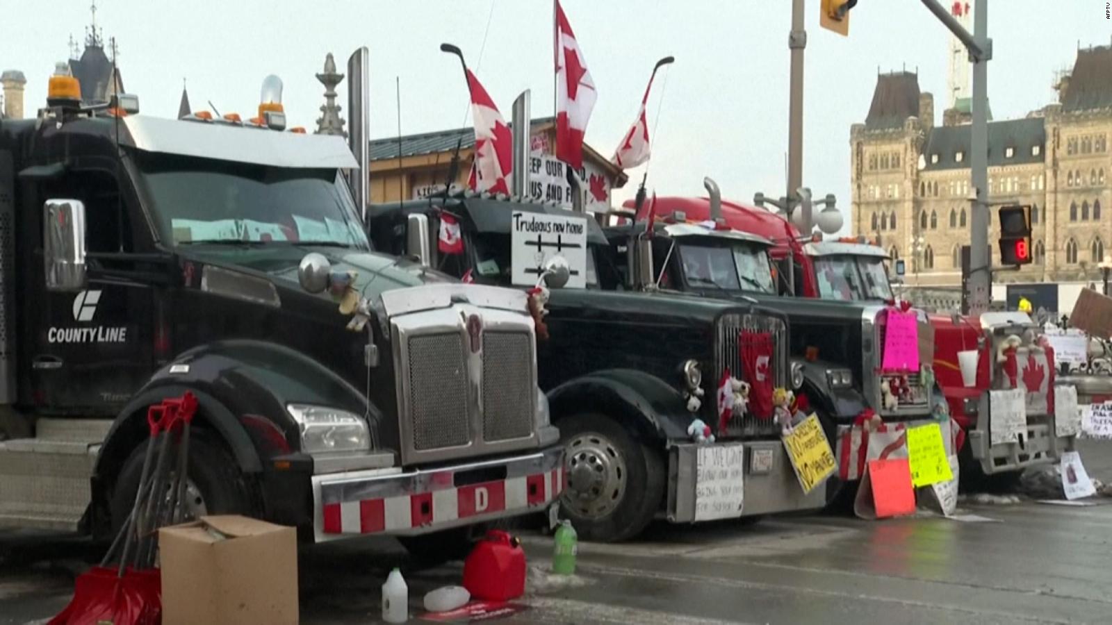 These are the effects in the US of the truckers' strike in Canada The