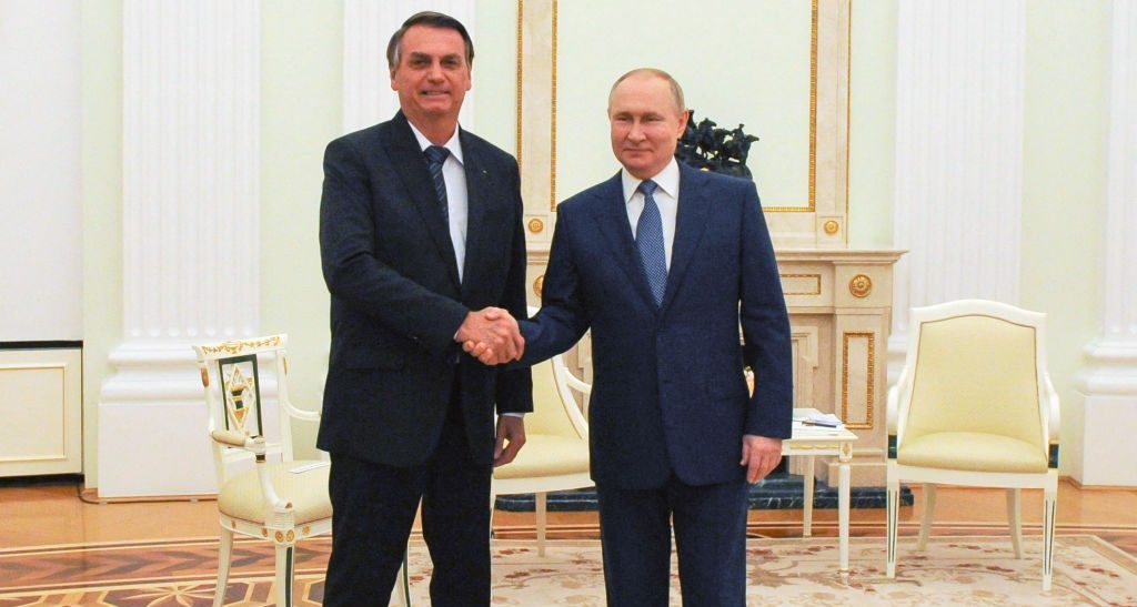 Bolsonaro and Putin, in their meeting in the Kremlin