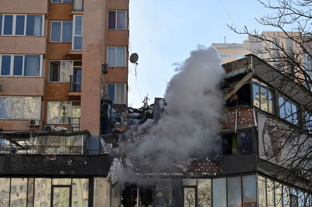 PHOTOS This Is What Kyiv Looks Like After A Night Of Intense Fighting   GettyImages 1238769268 