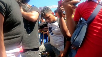 Migrantes se cosieron la boca en protesta en México