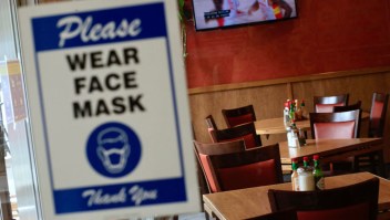 Levantamiento del mandato de uso de mascarillas en Nueva York genera reacciones entre empresarios