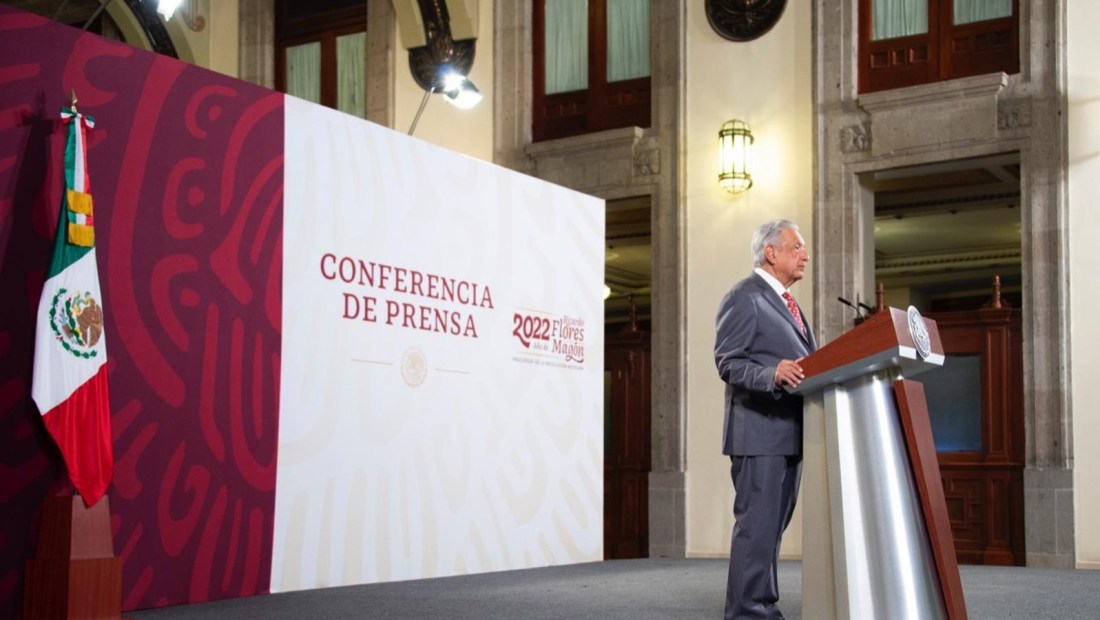AMLO pone en duda autonomía del Banco de México