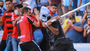 La violencia empañó un partido de la Liga MX