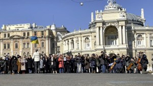 'Va, pensiero', himno del exilio, suena en Ucrania