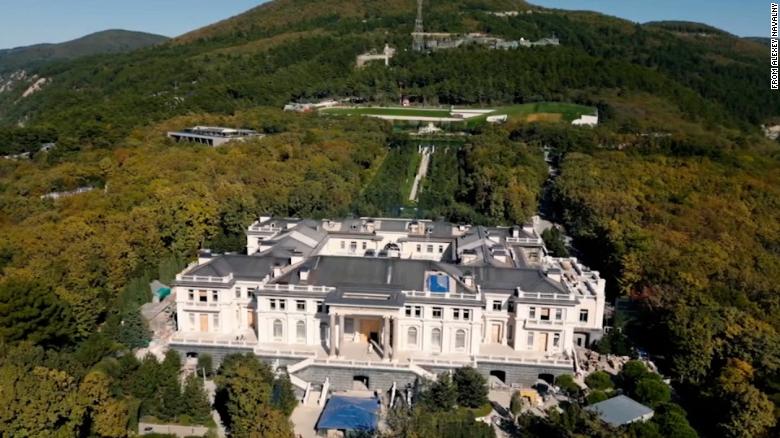 fortuna riqueza Putin palacio