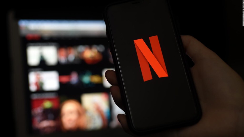Algunos usuarios que comparten contraseñas de Netflix deberán pagar extra