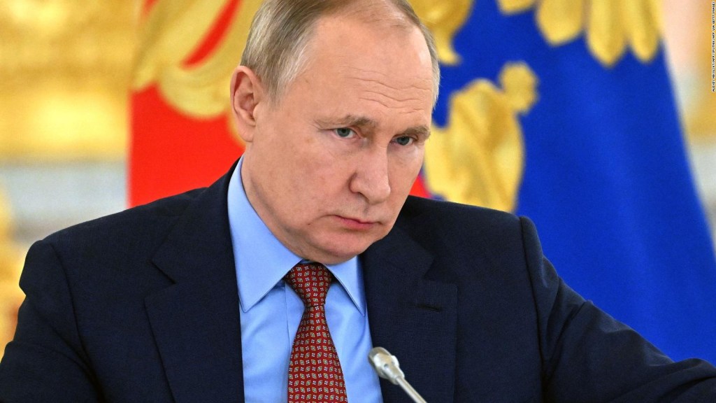 Para muchos, Putin está cometiendo crímenes de guerra en Ucrania