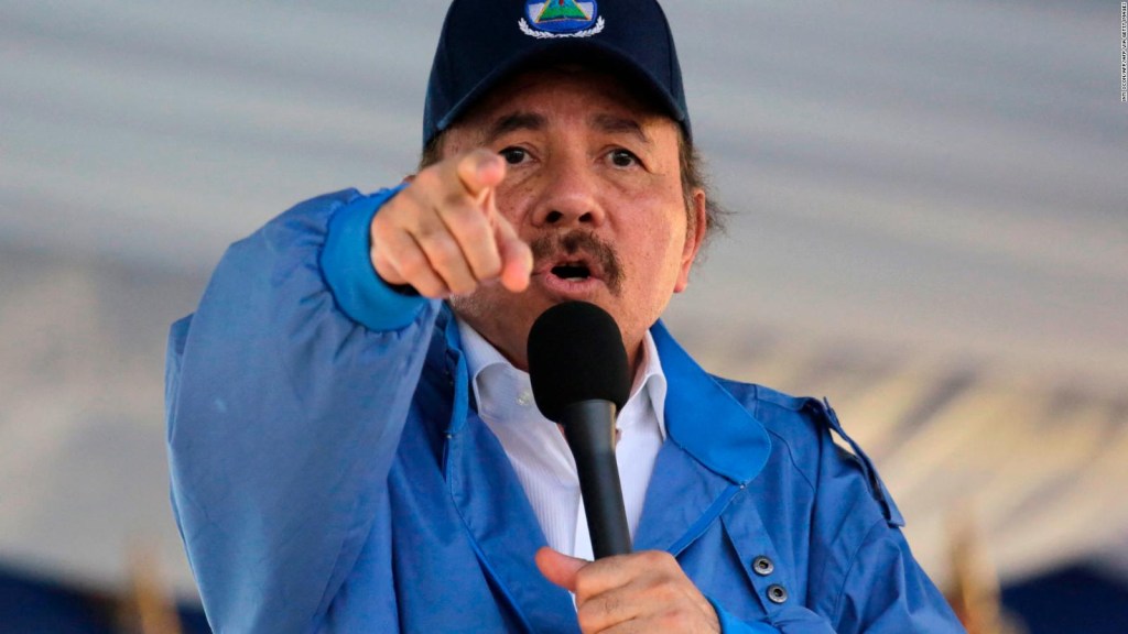 El embajador de Nicaragua ante la OEA denuncia "dictadura" por ortega