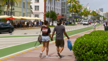 Miami Beach vive un "Spring Break" con toque de queda