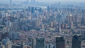 Shanghái encierra a más de 10 millones de personas