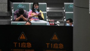 No se encontraron sobrevivientes tras el peor desastre aéreo de China en más de una década, dicen los medios estatales