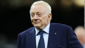 El propietario de los Cowboys de Dallas, Jerry Jones, en una foto de 2021.