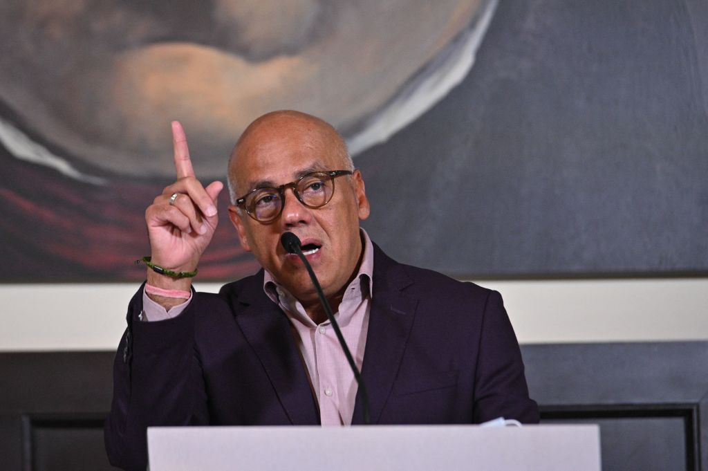 Jorge Rodríguez dice que el Gobierno de Venezuela no se va a reunir con Guaidó y lo llama "narcotraficante"