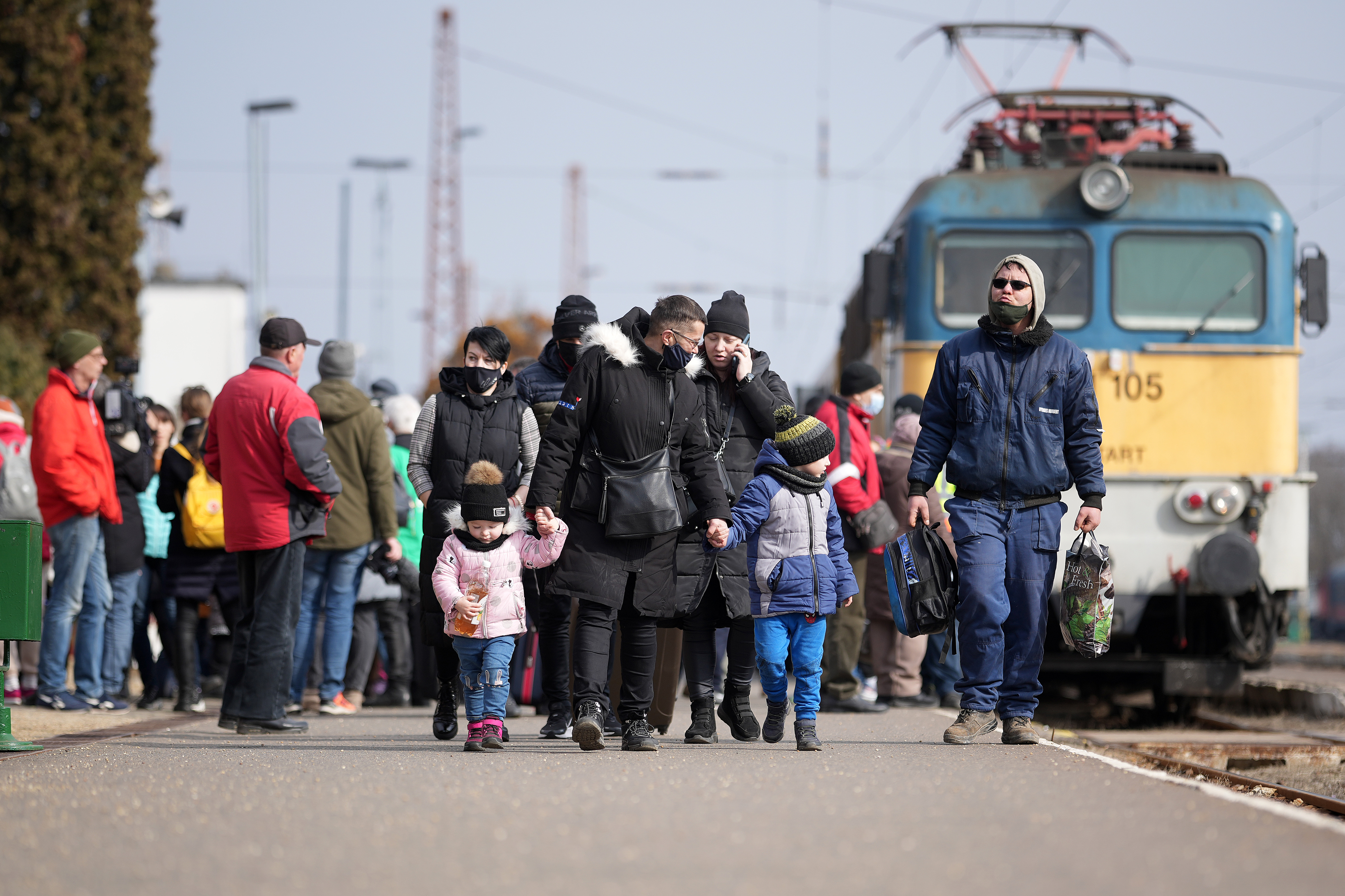 ¿Cómo son recibidos los refugiados ucranianos en Europa?