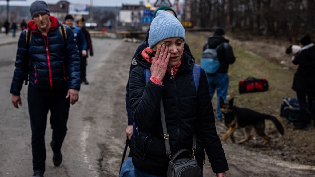 Familias de Kyiv aguardan por noticias de sus seres queridos